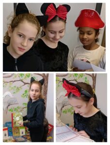 Uczennice rozwiązują zagadki