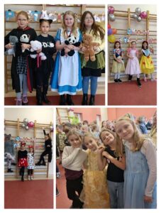 Uczniowie na balu w strojach bajkowych