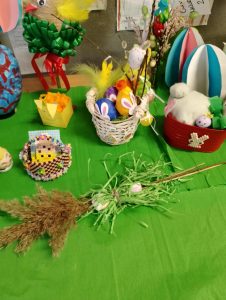 Szkolna wystawa prac konkursowych