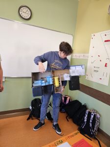 – Janek zbudował model reaktora jądrowego