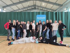 zdjęcie uczestników konferencji na hali Akwen