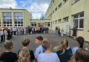 Uczniowie klas 4- 6 wraz z wychowawcami uczestniczą w INFOWTORKU. Pani Dyrektor przekazuje najważniejsze informacje.